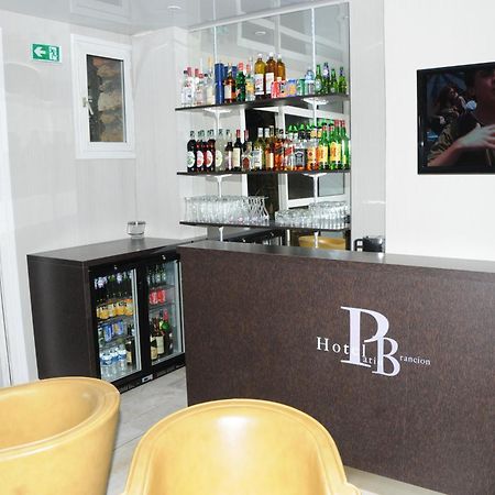 Hôtel Patio Brancion Malakoff Exterior foto